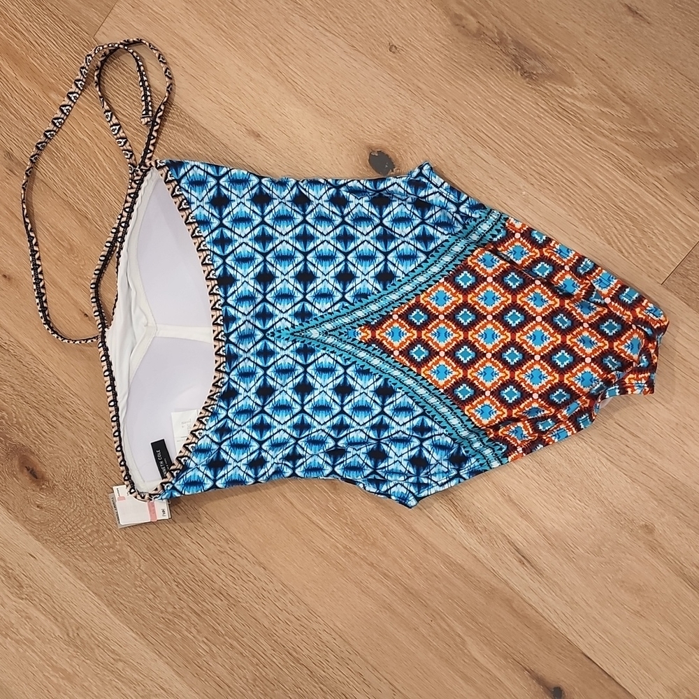 Bathing suit - Picture 3 of 4